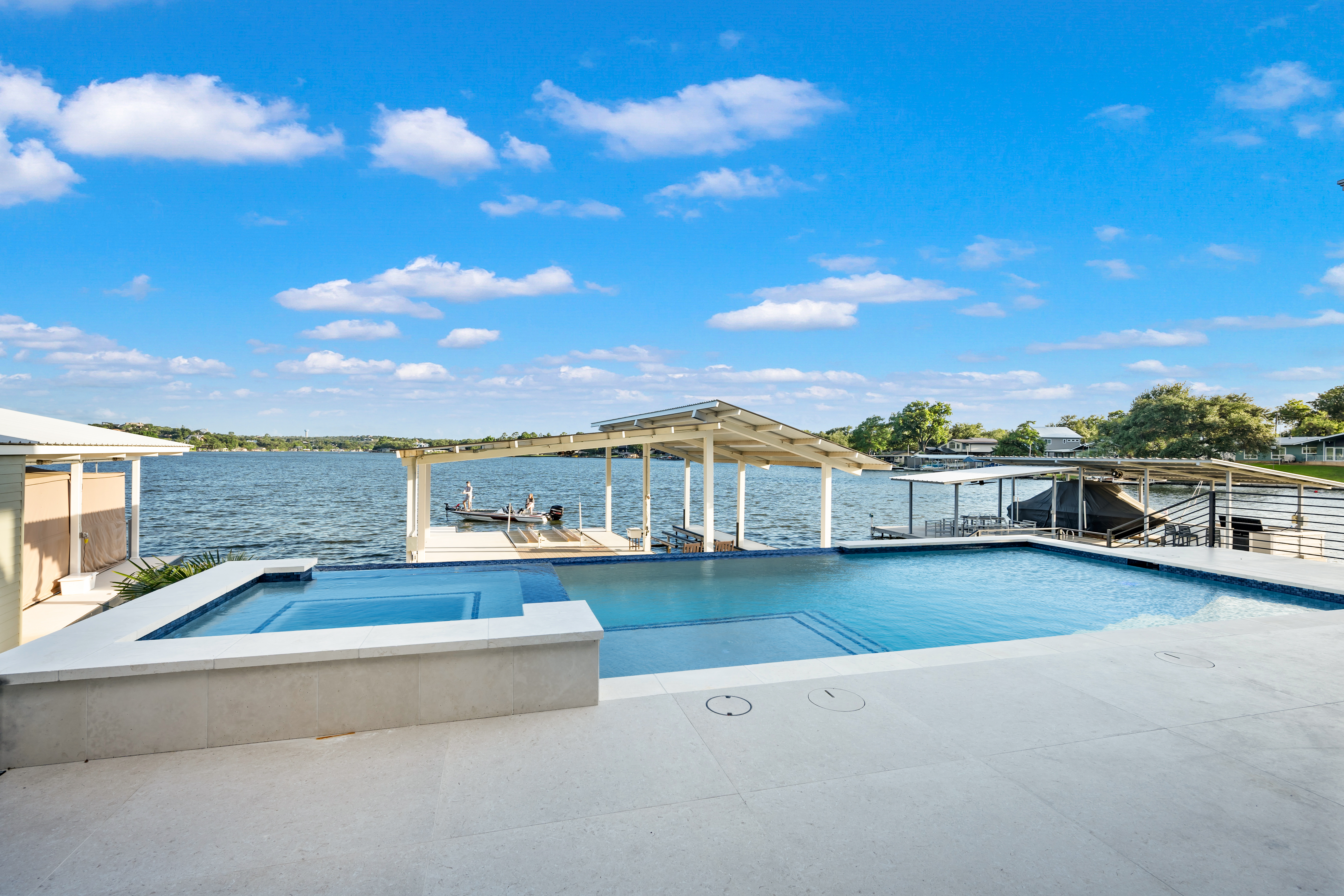  Architectural Lakefront Masterpiece on Skyline Drive by Paul Allen Custom Homes - 物件實景