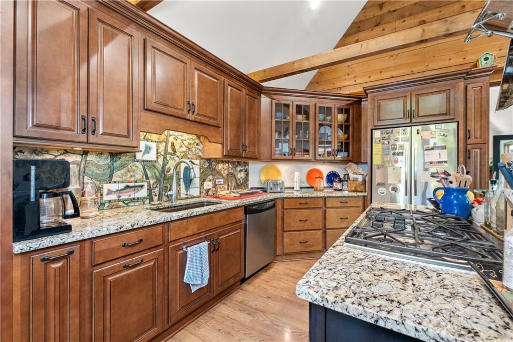 Canton, Georgia, 30114, United States, 4 Bedrooms Bedrooms, ,3 BathroomsBathrooms,Residential,For Sale,1934222