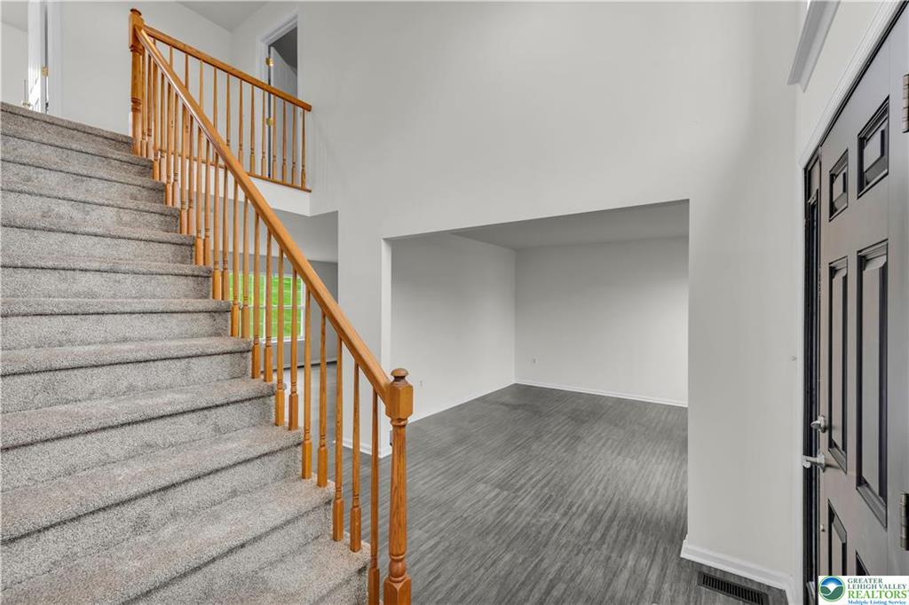 Northampton, Pennsylvania, 18067, United States, 3 Bedrooms Bedrooms, ,3 BathroomsBathrooms,Residential,For Sale,2049020