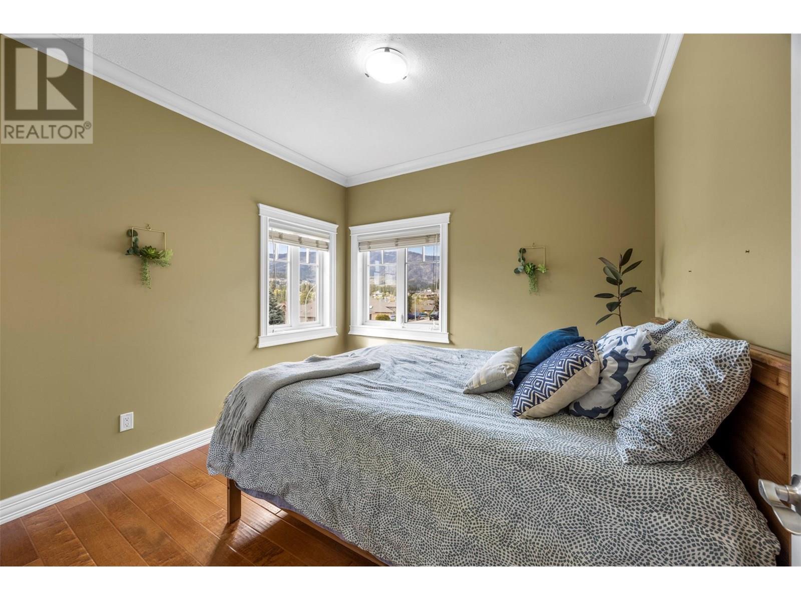 WEST KELOWNA, British Columbia, V1Y 6G1, CA, 5 Bedrooms Bedrooms, ,3 BathroomsBathrooms,Residential,For Sale,1892730