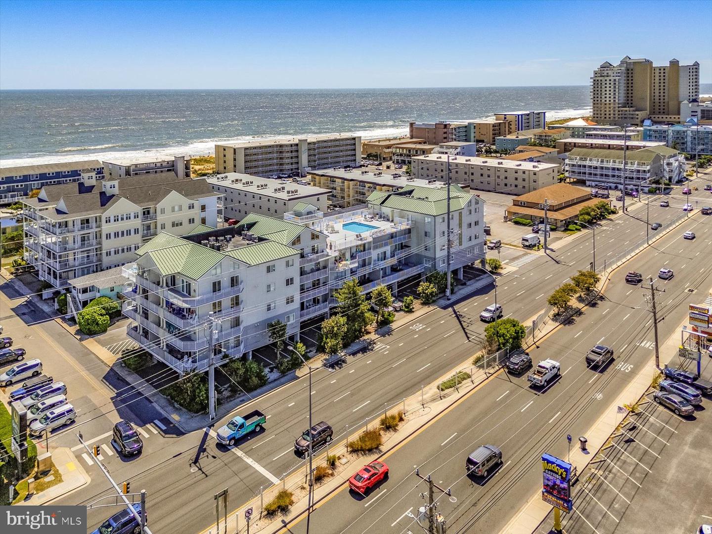 Ocean City, Maryland, 21842, United States, 3 Bedrooms Bedrooms, ,2 BathroomsBathrooms,Residential,For Sale,1947953