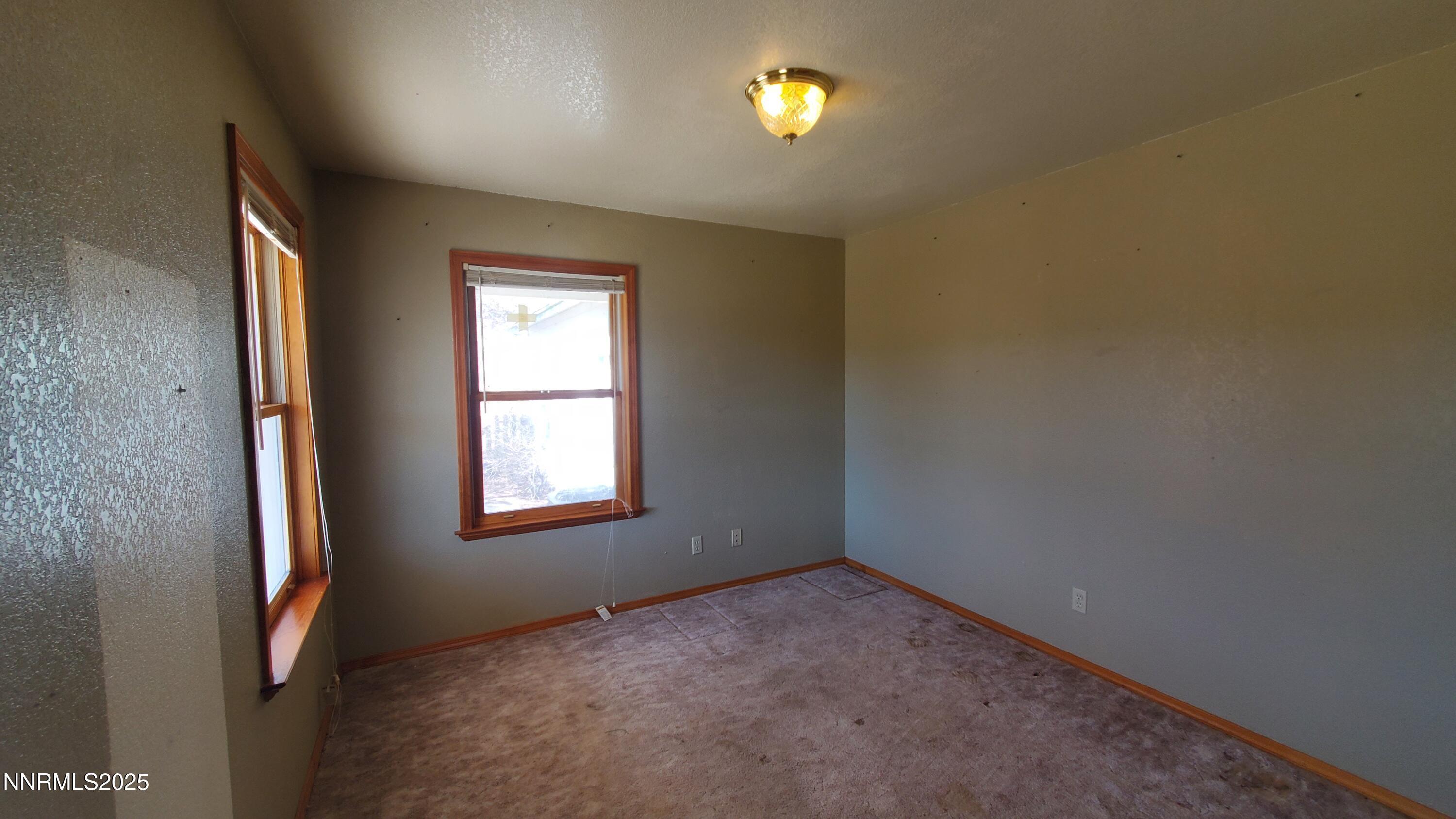 Wellington, Nevada, 89444, United States, 5 Bedrooms Bedrooms, ,3 BathroomsBathrooms,Residential,For Sale,1951410