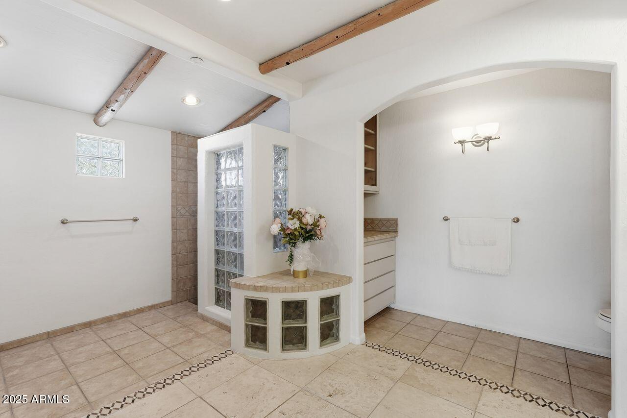 Fountain Hills, Arizona, 85268, United States, 5 Bedrooms Bedrooms, ,5 BathroomsBathrooms,Residential,For Sale,1998459