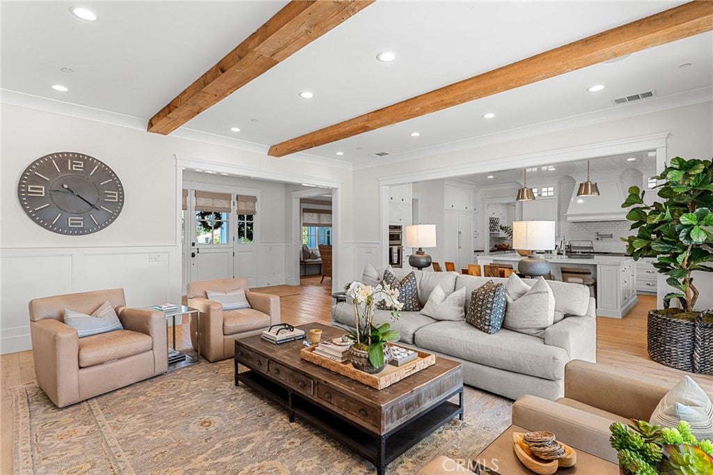 Redlands, California, 92373, United States, 5 Bedrooms Bedrooms, ,6 BathroomsBathrooms,Residential,For Sale,1984155