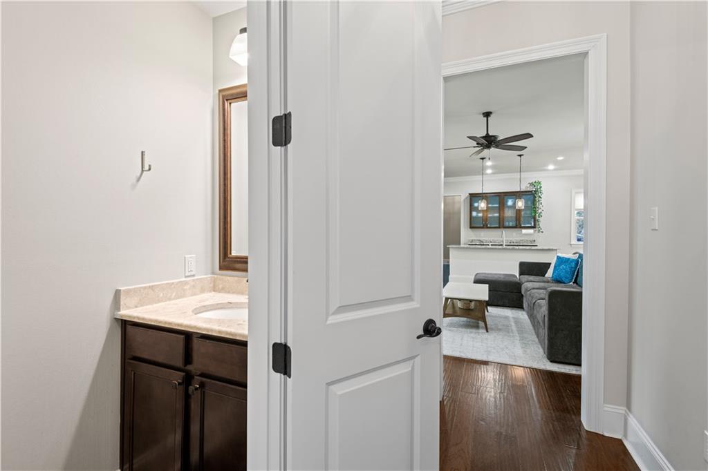 New Orleans, Louisiana, 70122, United States, 4 Bedrooms Bedrooms, ,4 BathroomsBathrooms,Residential,For Sale,1850074