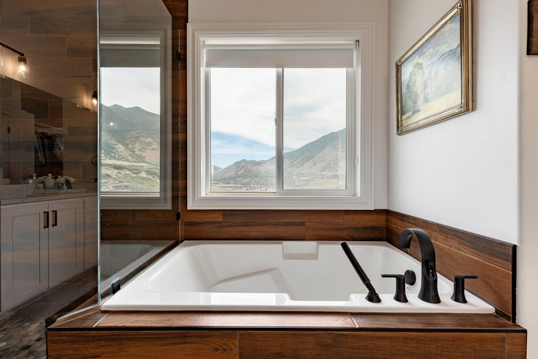  Custom Home with Fully Finished ADU Near Golf, Trails & Mountain Views - 物件實景