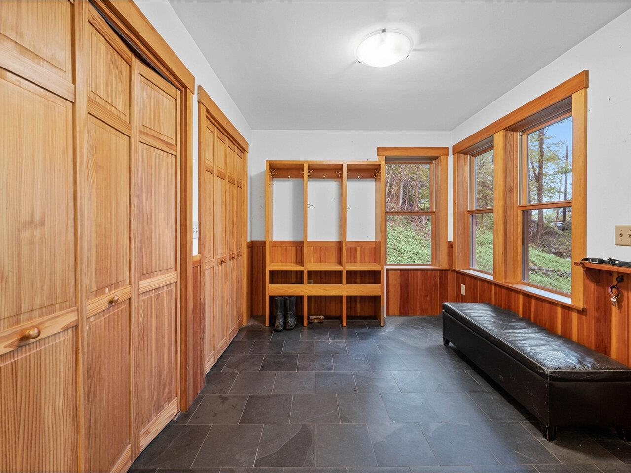 Montpelier, Vermont, 05602, United States, 5 Bedrooms Bedrooms, ,3 BathroomsBathrooms,Residential,For Sale,1821118