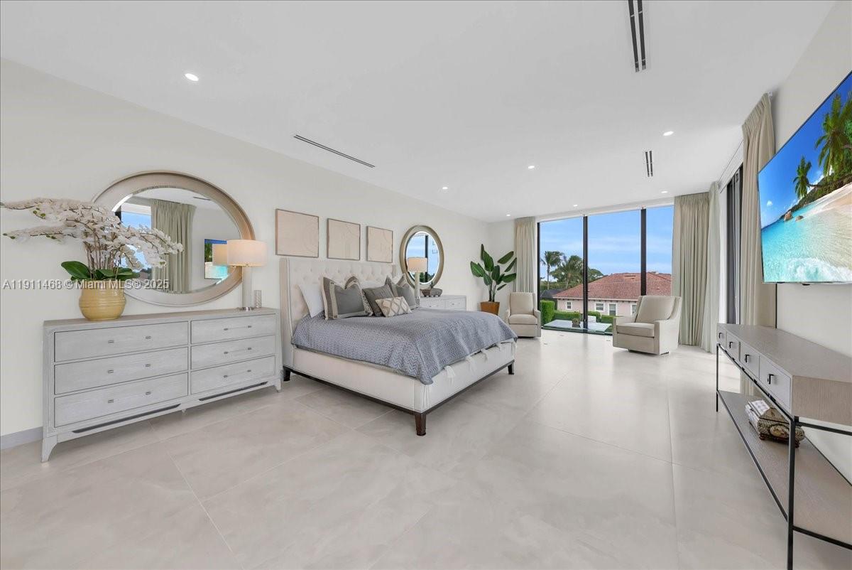 Marco Island, Florida, 34145, United States, 4 Bedrooms Bedrooms, ,5 BathroomsBathrooms,Residential,For Sale,1995875