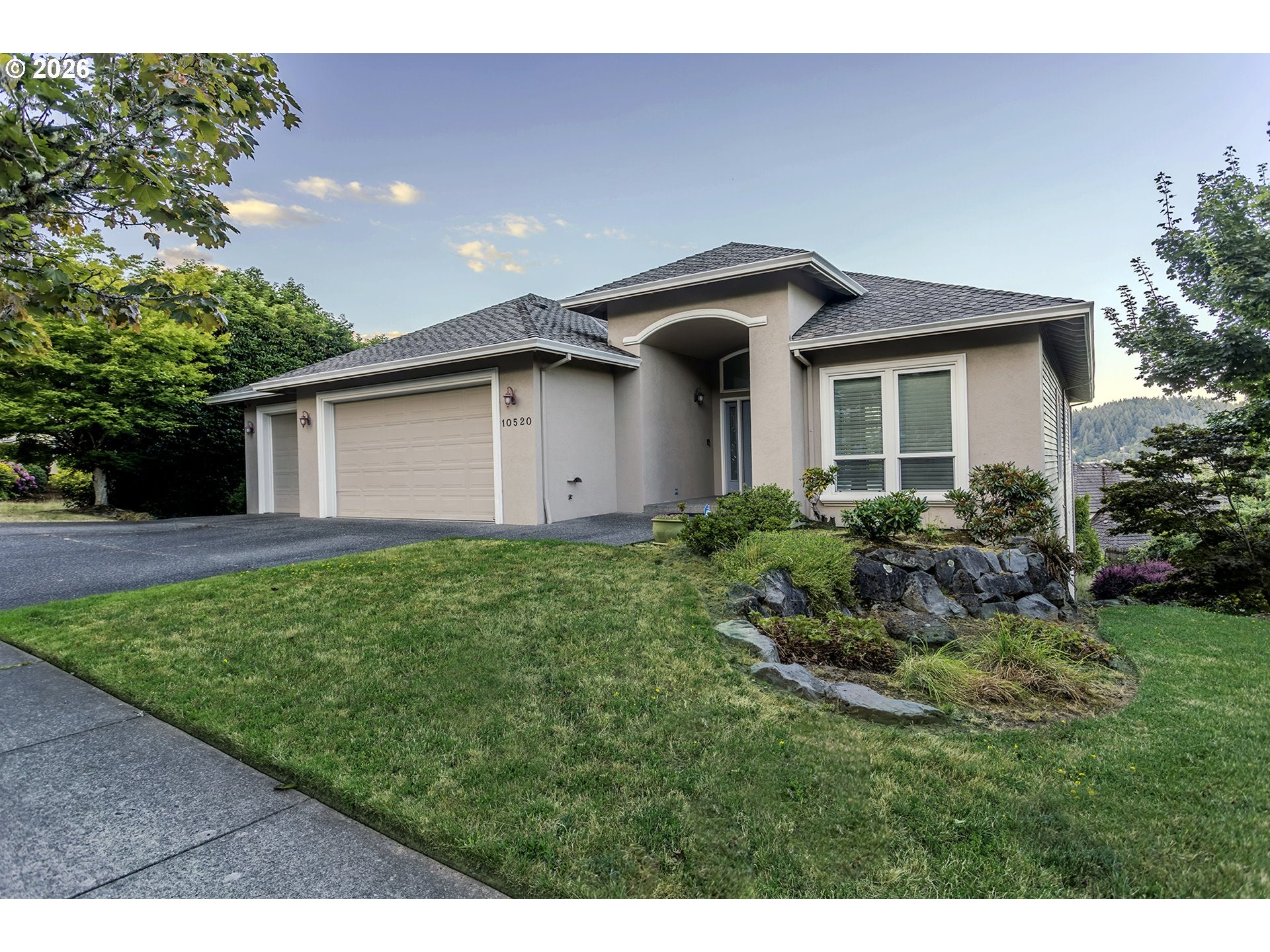 Isaac Dr, Happy Valley, OR 97086