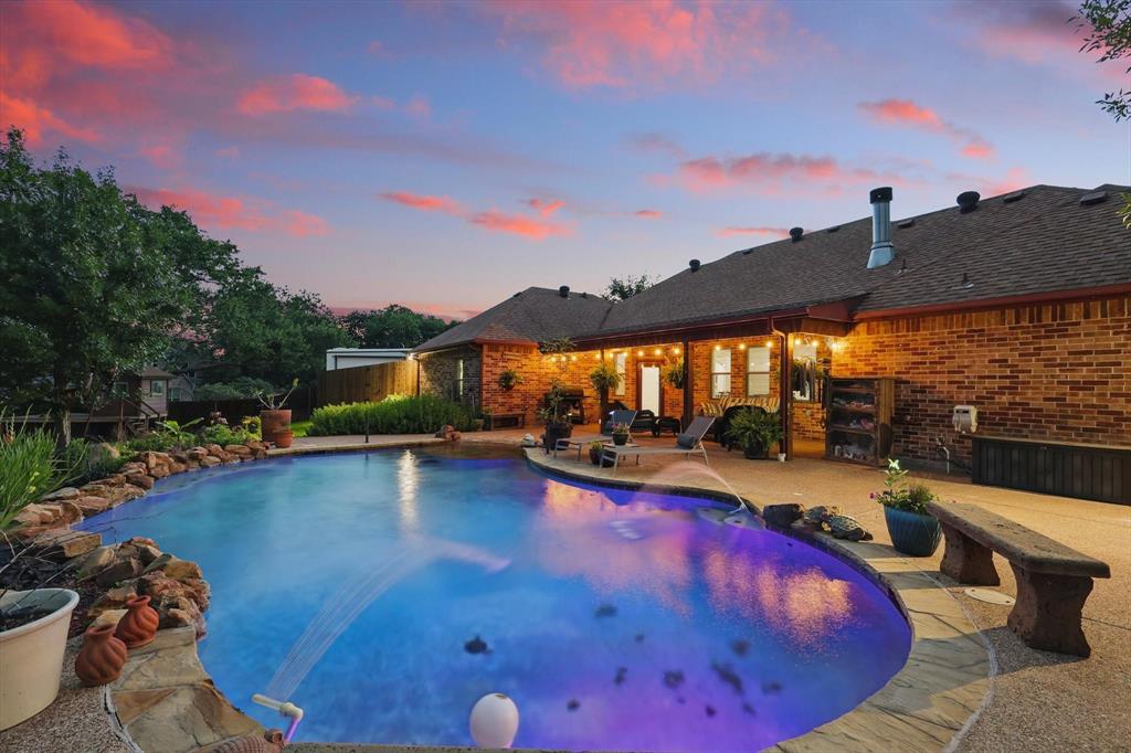 Midlothian, Texas, 76065, United States, 3 Bedrooms Bedrooms, ,3 BathroomsBathrooms,Residential,For Sale,1887438