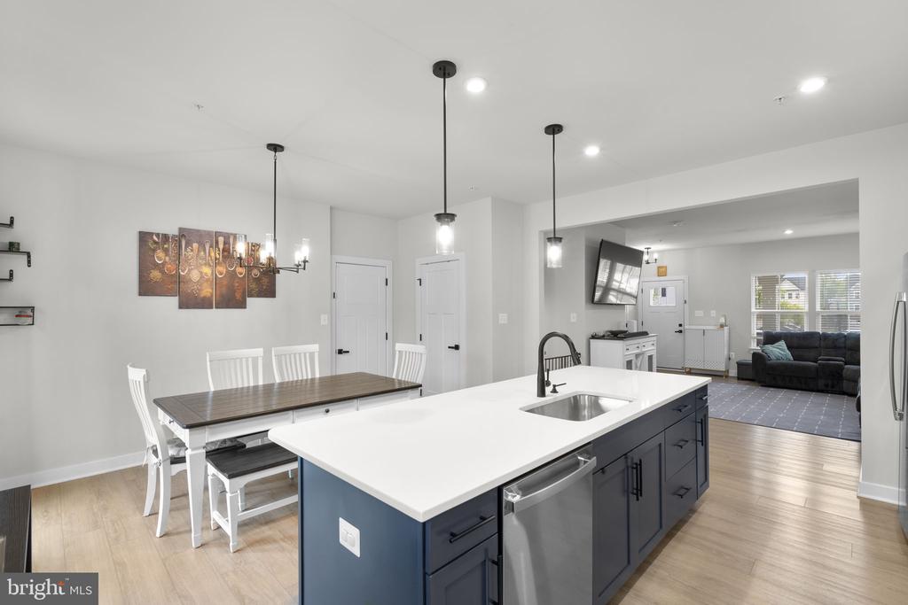 Frederick, Maryland, 21702, United States, 4 Bedrooms Bedrooms, ,4 BathroomsBathrooms,Residential,For Sale,2048638