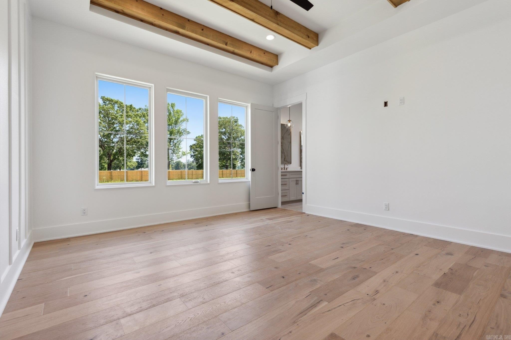 Benton, Arkansas, 72019, United States, 4 Bedrooms Bedrooms, ,4 BathroomsBathrooms,Residential,For Sale,1943395