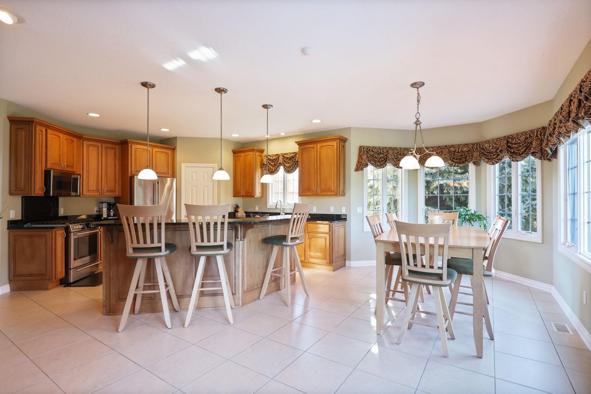 Frankenmuth, Michigan, 48734, United States, 5 Bedrooms Bedrooms, ,5 BathroomsBathrooms,Residential,For Sale,1989932