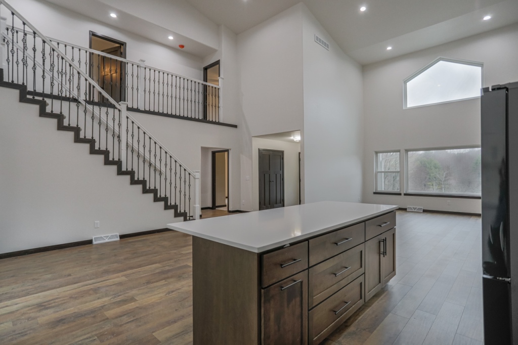 Wausau, Wisconsin, 54403, United States, 6 Bedrooms Bedrooms, ,4 BathroomsBathrooms,Residential,For Sale,1819145