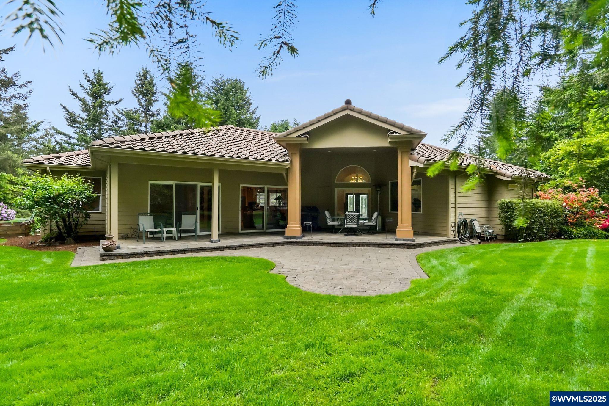 Salem, Oregon, 97317, United States, 3 Bedrooms Bedrooms, ,3 BathroomsBathrooms,Residential,For Sale,1903725