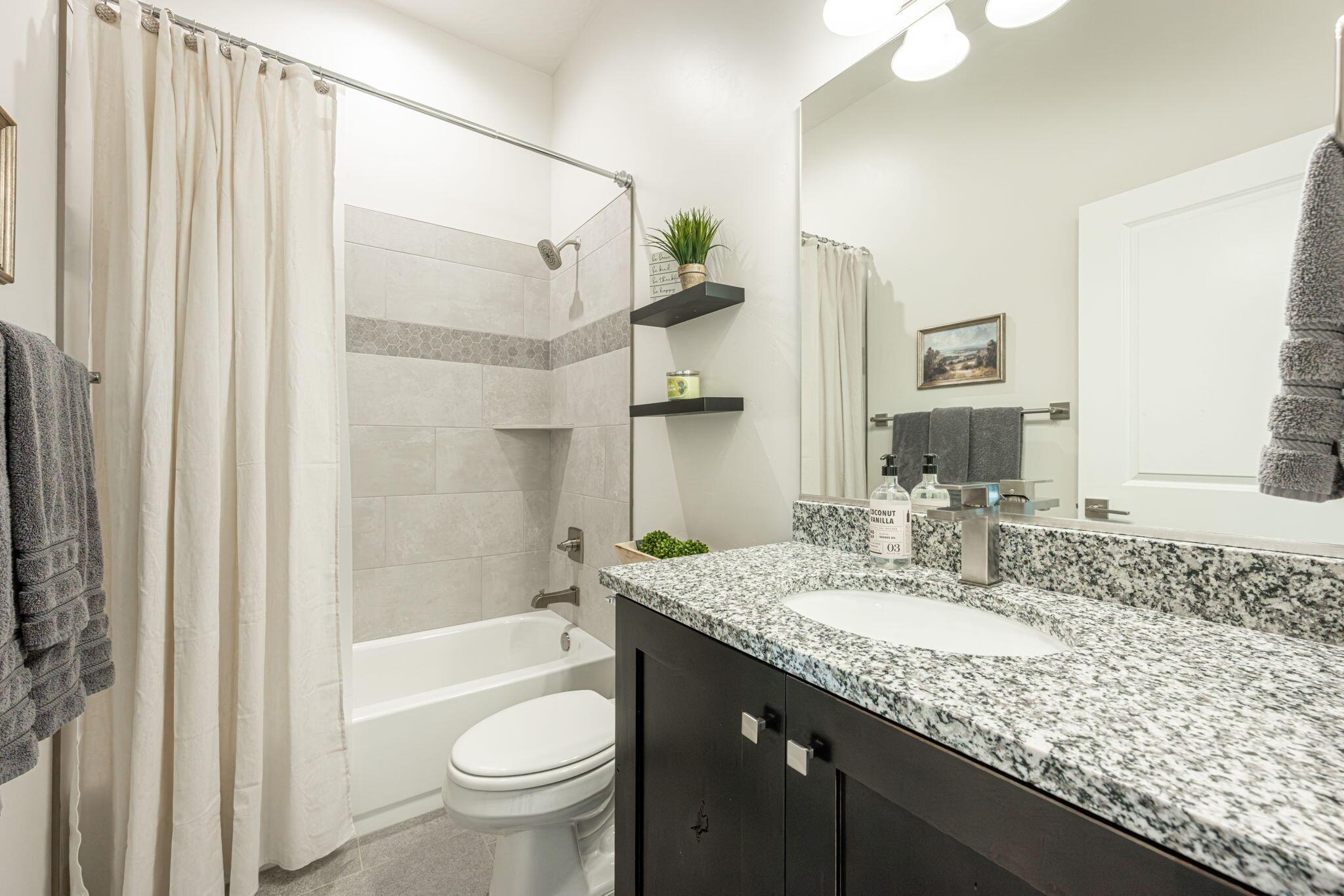 Washington, Utah, 84780, United States, 4 Bedrooms Bedrooms, ,2 BathroomsBathrooms,Residential,For Sale,2008144