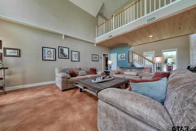 Lindale, Texas, 75771, United States, 4 Bedrooms Bedrooms, ,3 BathroomsBathrooms,Residential,For Sale,1937057