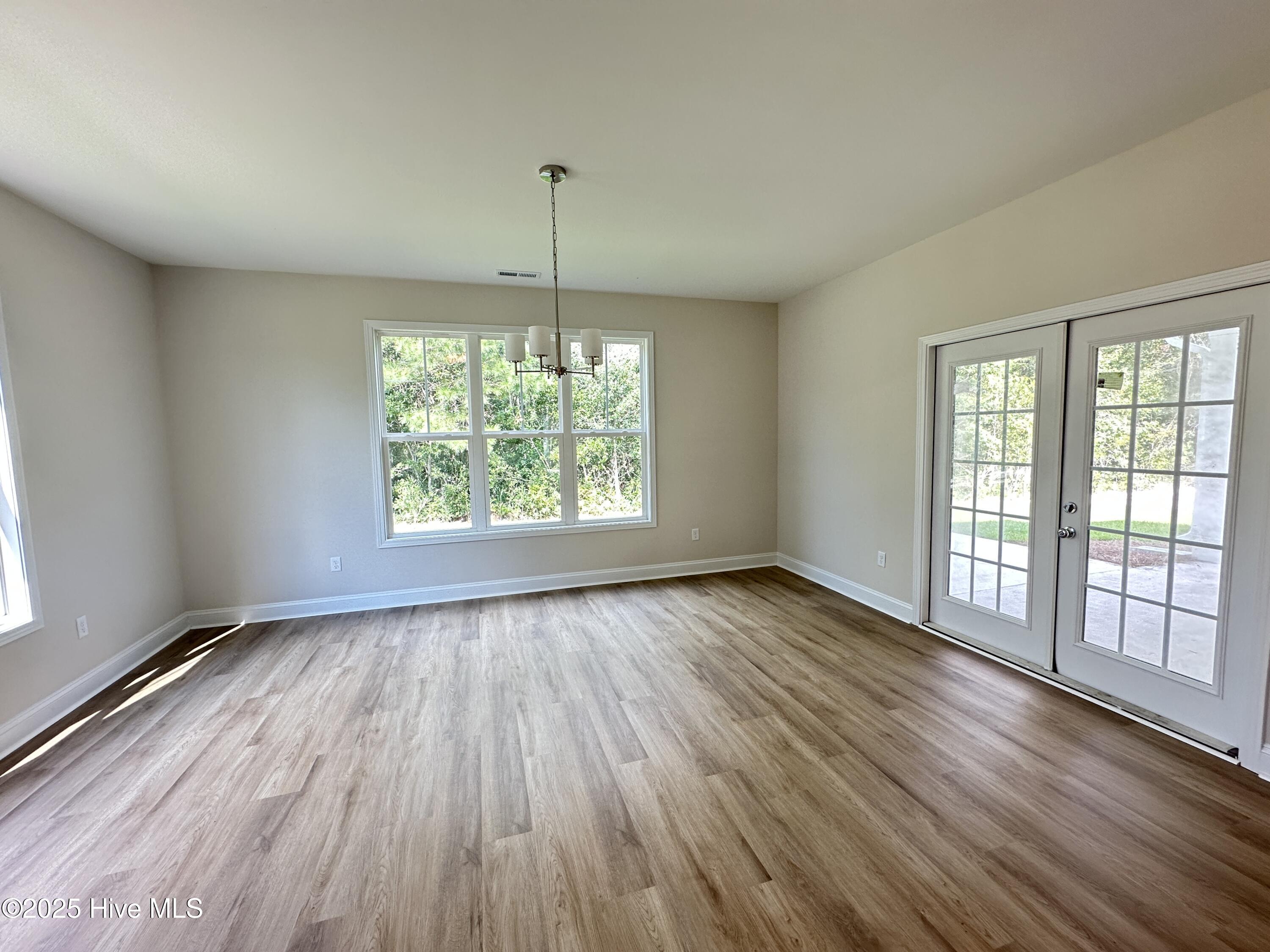 Hampstead, North Carolina, 28443, United States, 5 Bedrooms Bedrooms, ,4 BathroomsBathrooms,Residential,For Sale,1794318