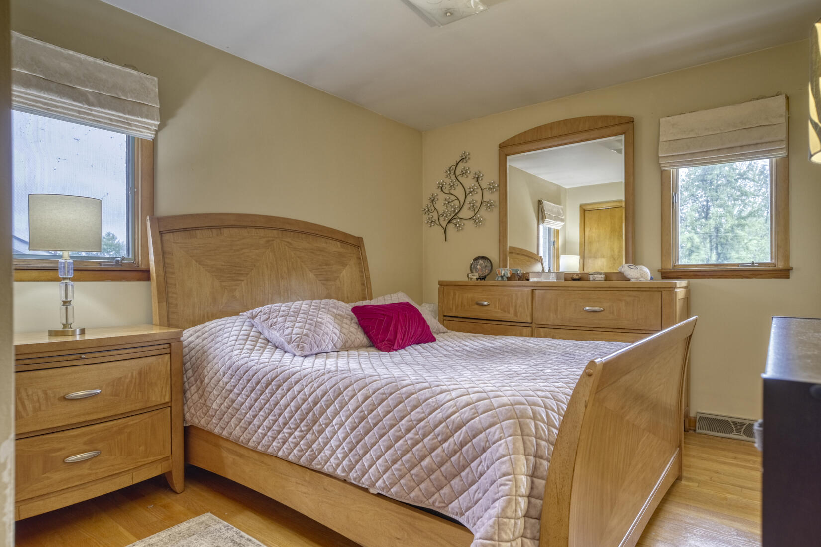 Crown Point, Indiana, 46307, United States, 5 Bedrooms Bedrooms, ,3 BathroomsBathrooms,Residential,For Sale,1928021