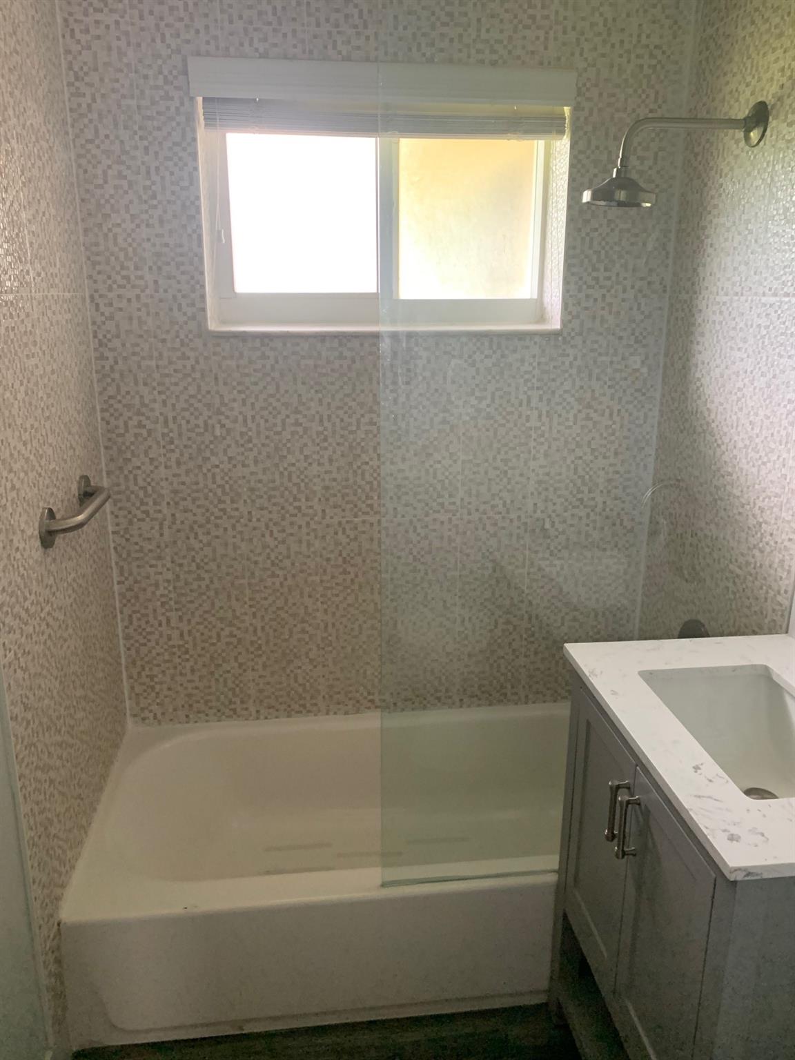 Oakland Park, Florida, 33334, United States, 4 Bedrooms Bedrooms, ,3 BathroomsBathrooms,Residential,For Sale,1976446