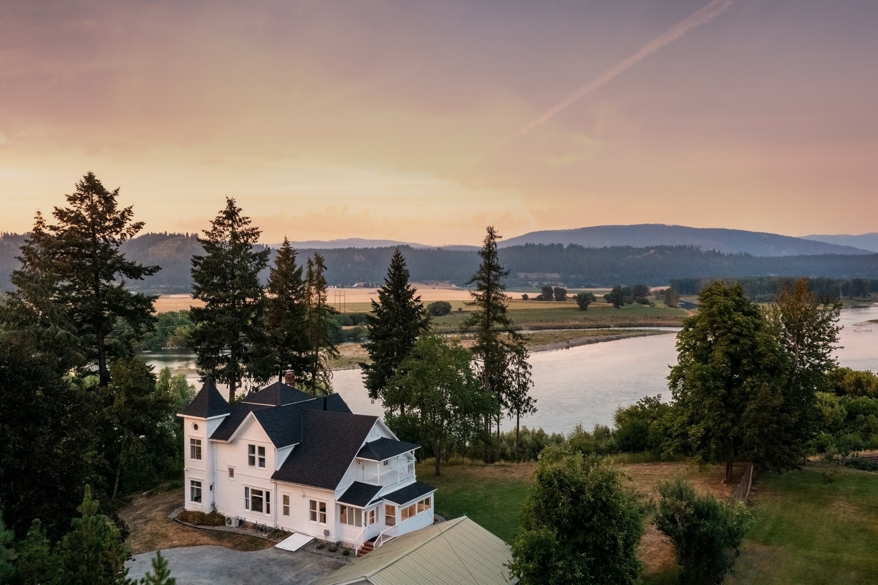  Historic Home with Stunning Views - 物件實景