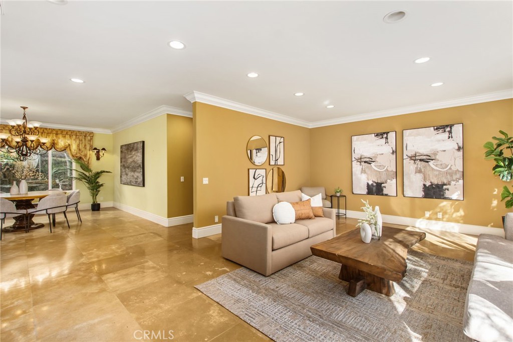 San Diego, California, 92107, United States, 6 Bedrooms Bedrooms, ,5 BathroomsBathrooms,Residential,For Sale,1843009