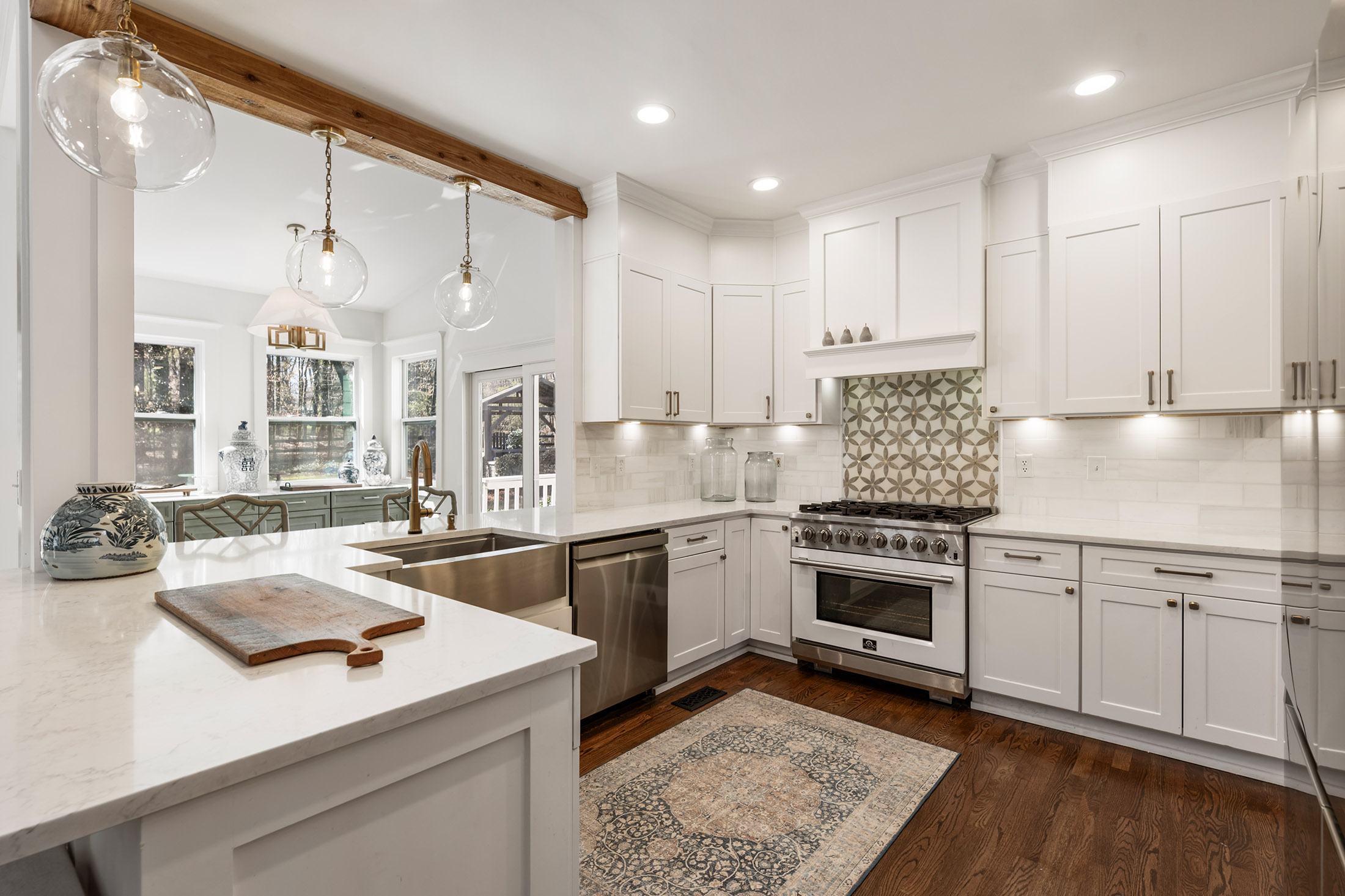  Charming Home Offers the Perfect Blend of Charm, Function, and Location - 物件實景