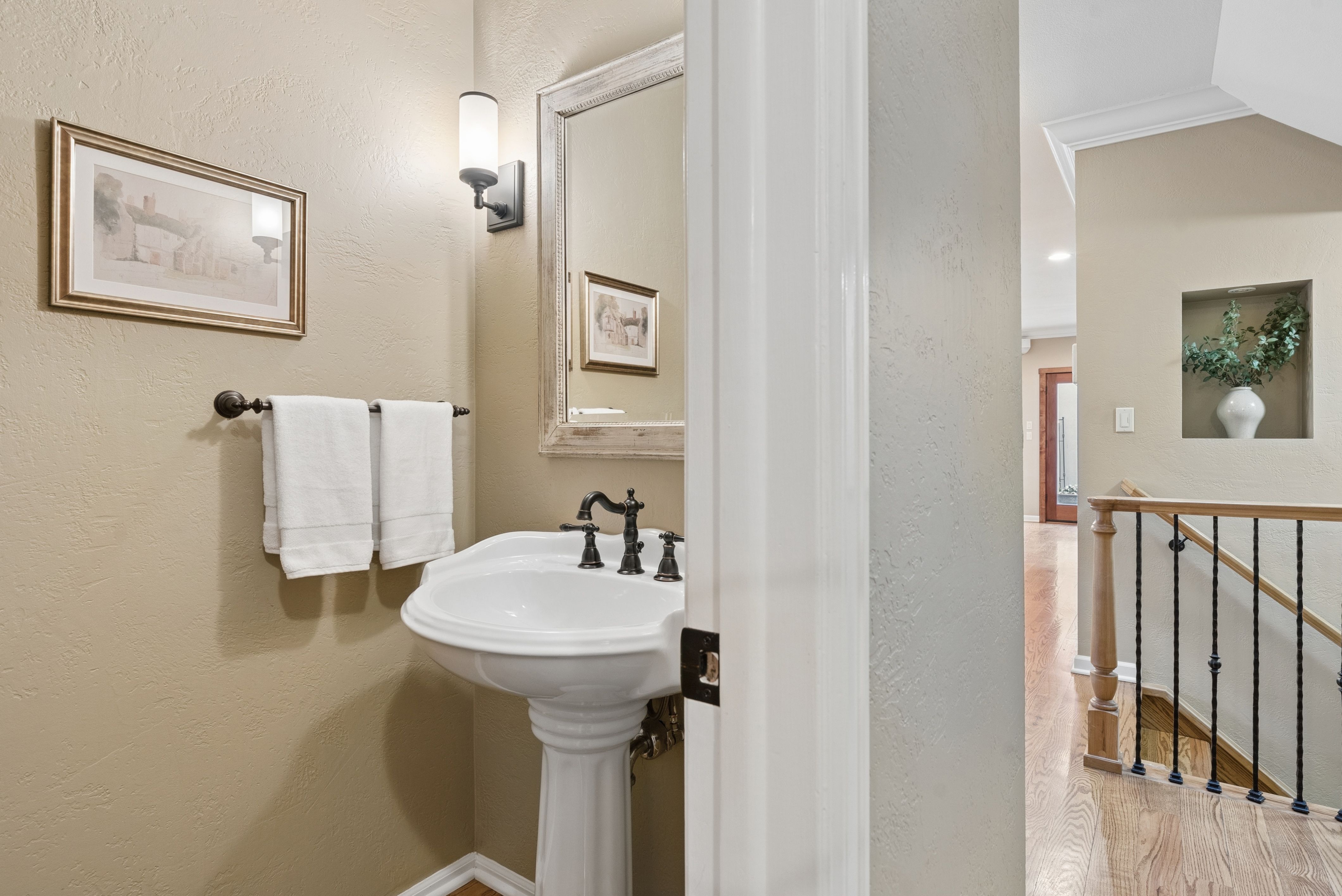  Beautifully Updated Townhouse In The Heart Of Cherry Creek North - 物件實景