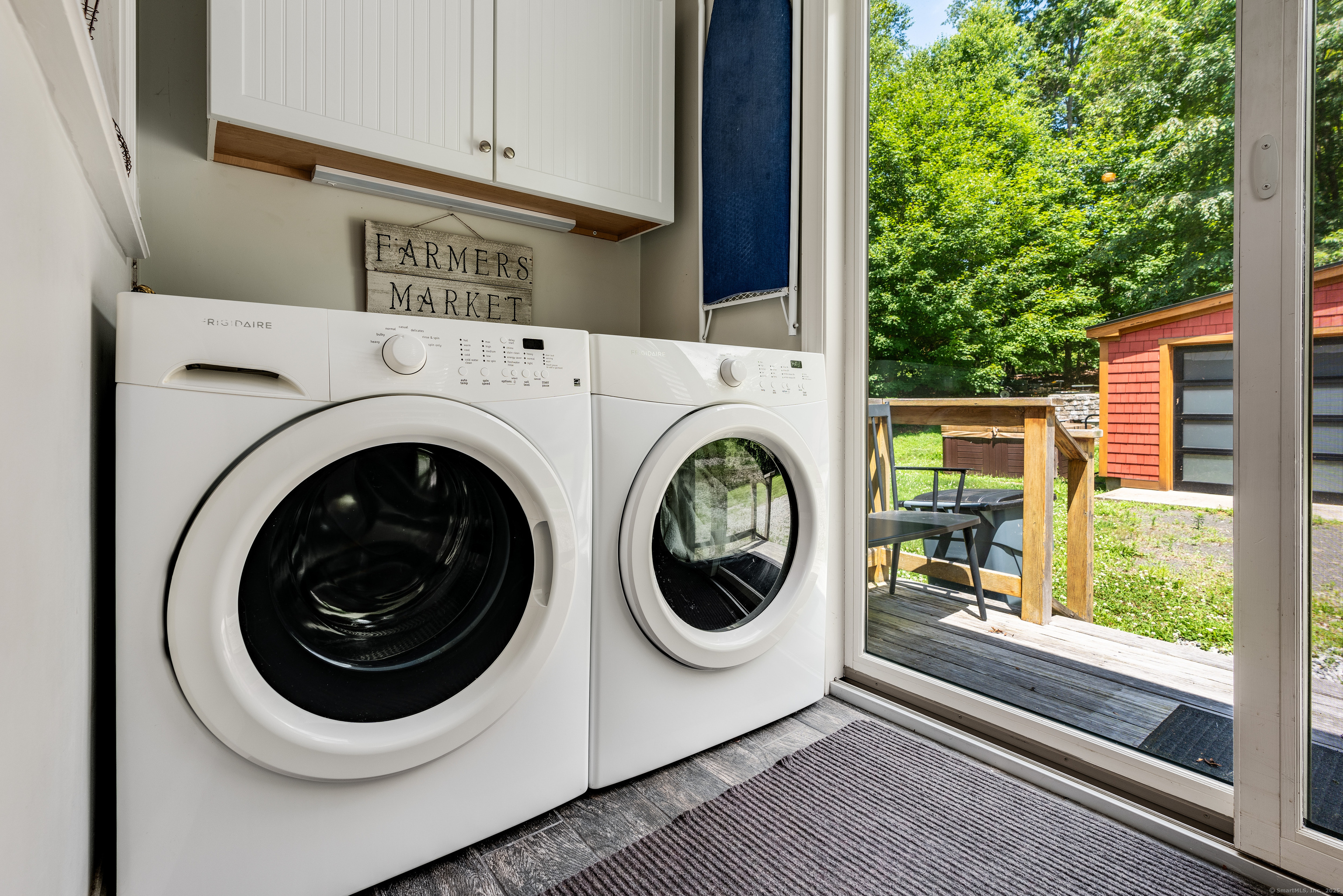 East Haddam, Connecticut, 06423, United States, 2 Bedrooms Bedrooms, ,1 BathroomBathrooms,Residential,For Sale,1895386