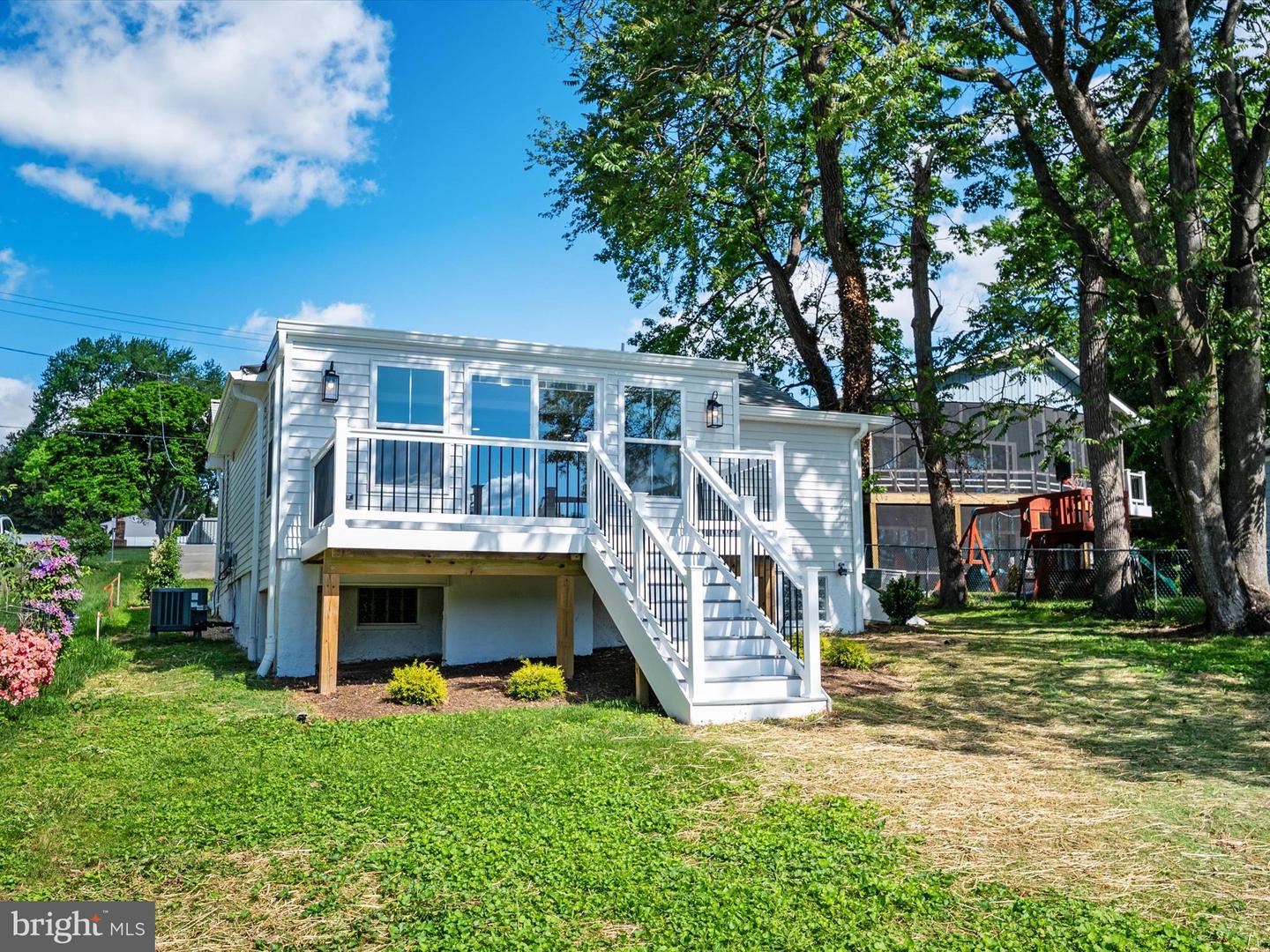 Glen Burnie, Maryland, 21060, United States, 3 Bedrooms Bedrooms, ,2 BathroomsBathrooms,Residential,For Sale,1958960