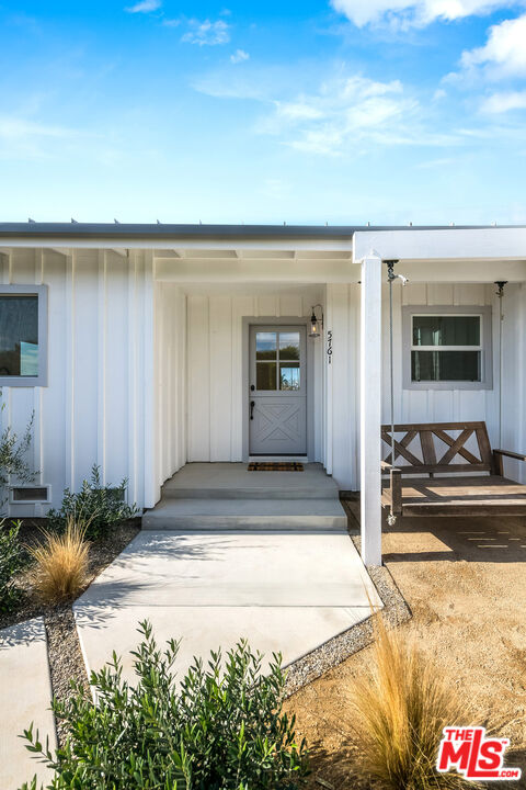 Malibu, California, 90265, United States, 3 Bedrooms Bedrooms, ,2 BathroomsBathrooms,Residential,For Sale,1868514