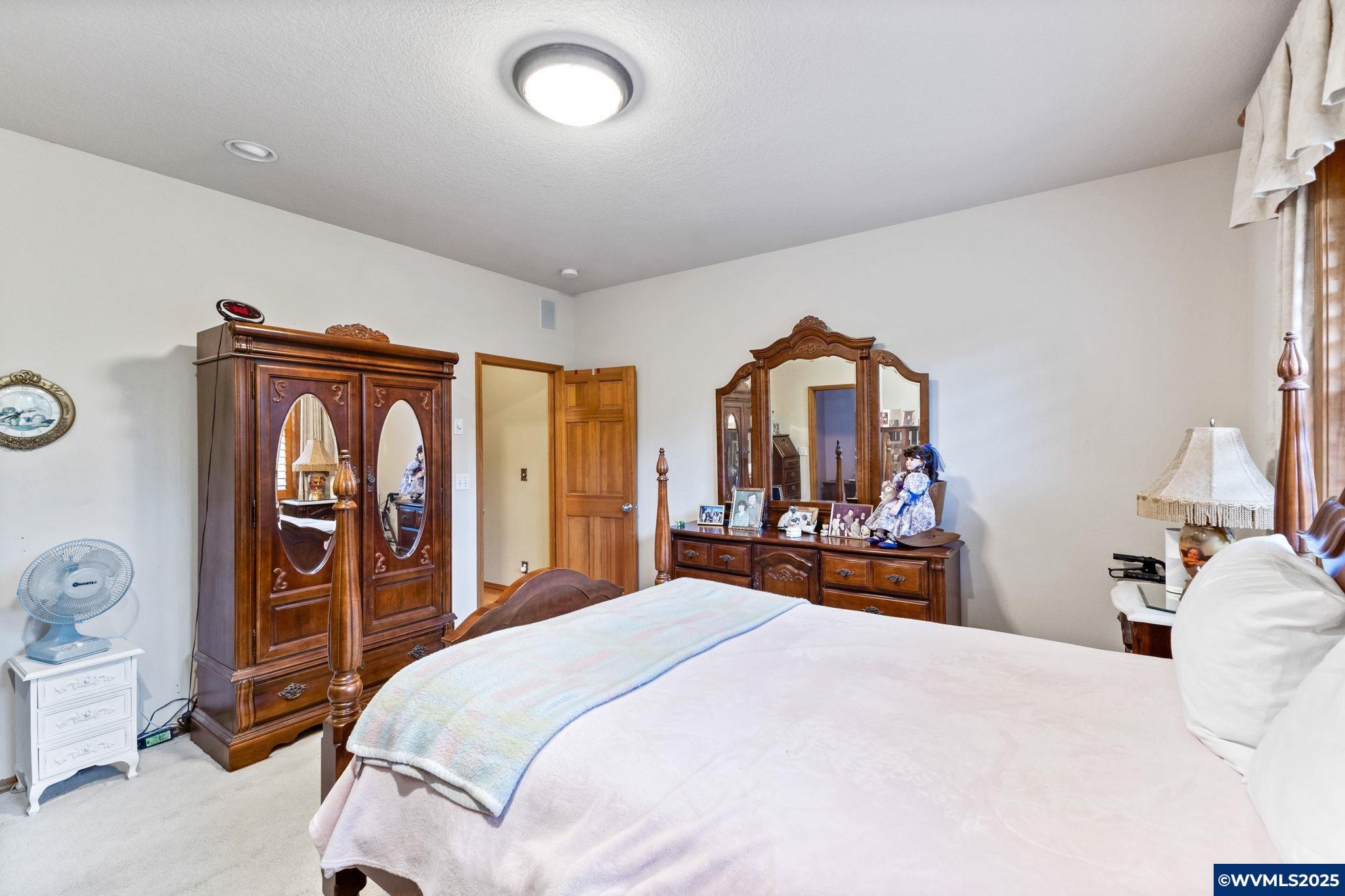 Salem, Oregon, 97302, United States, 5 Bedrooms Bedrooms, ,3 BathroomsBathrooms,Residential,For Sale,1784900