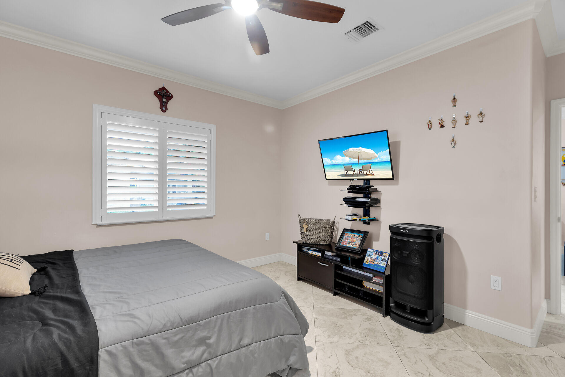 KEY LARGO, Florida, 33037, United States, 3 Bedrooms Bedrooms, ,2 BathroomsBathrooms,Residential,For Sale,1950983