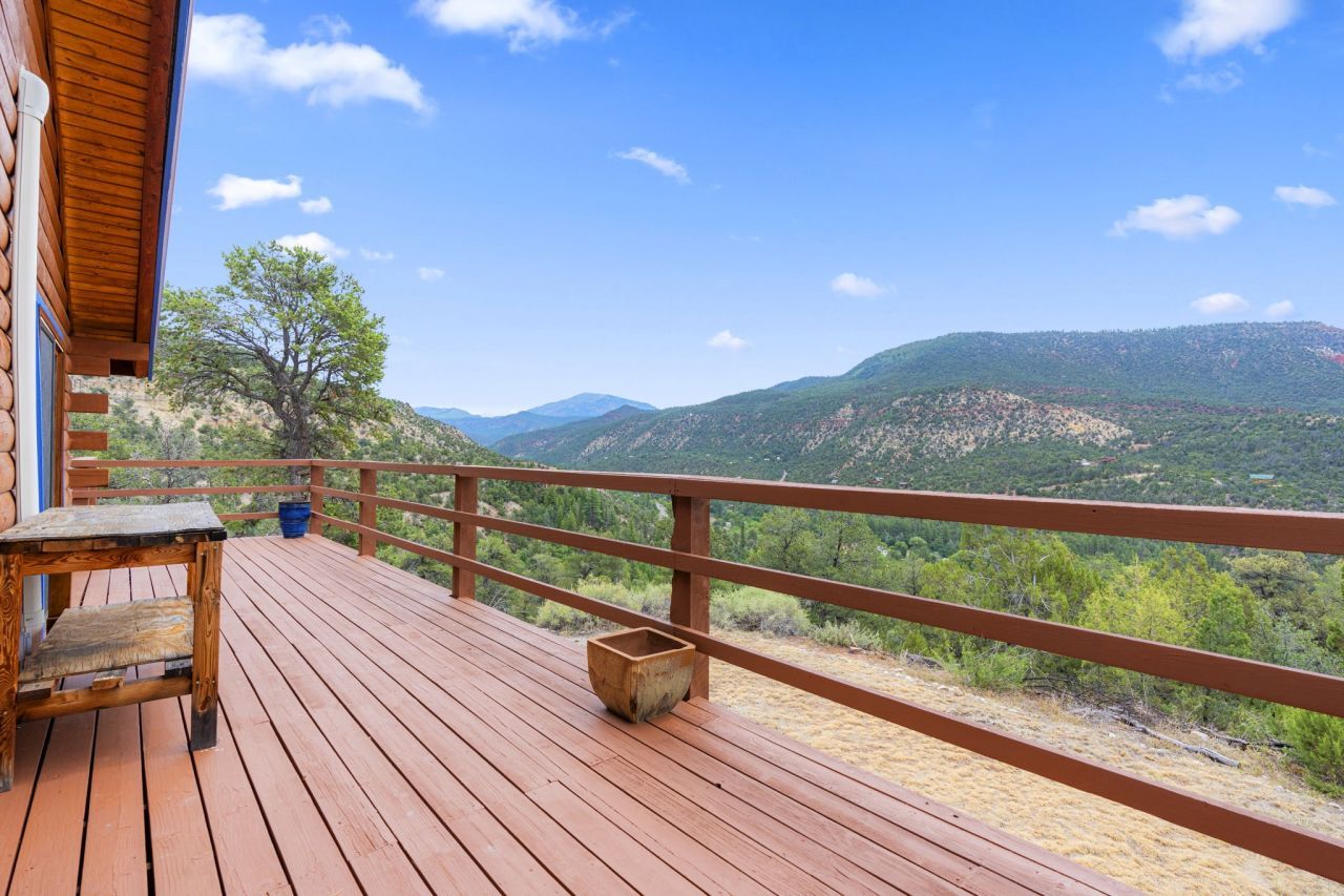 Jemez Springs, New Mexico, 87025, United States, 3 Bedrooms Bedrooms, ,3 BathroomsBathrooms,Residential,For Sale,1912004