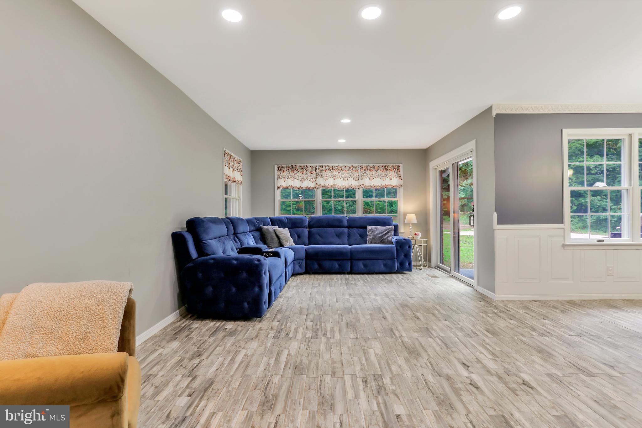 Mercersburg, Pennsylvania, 17236, United States, 4 Bedrooms Bedrooms, ,3 BathroomsBathrooms,Residential,For Sale,1978104