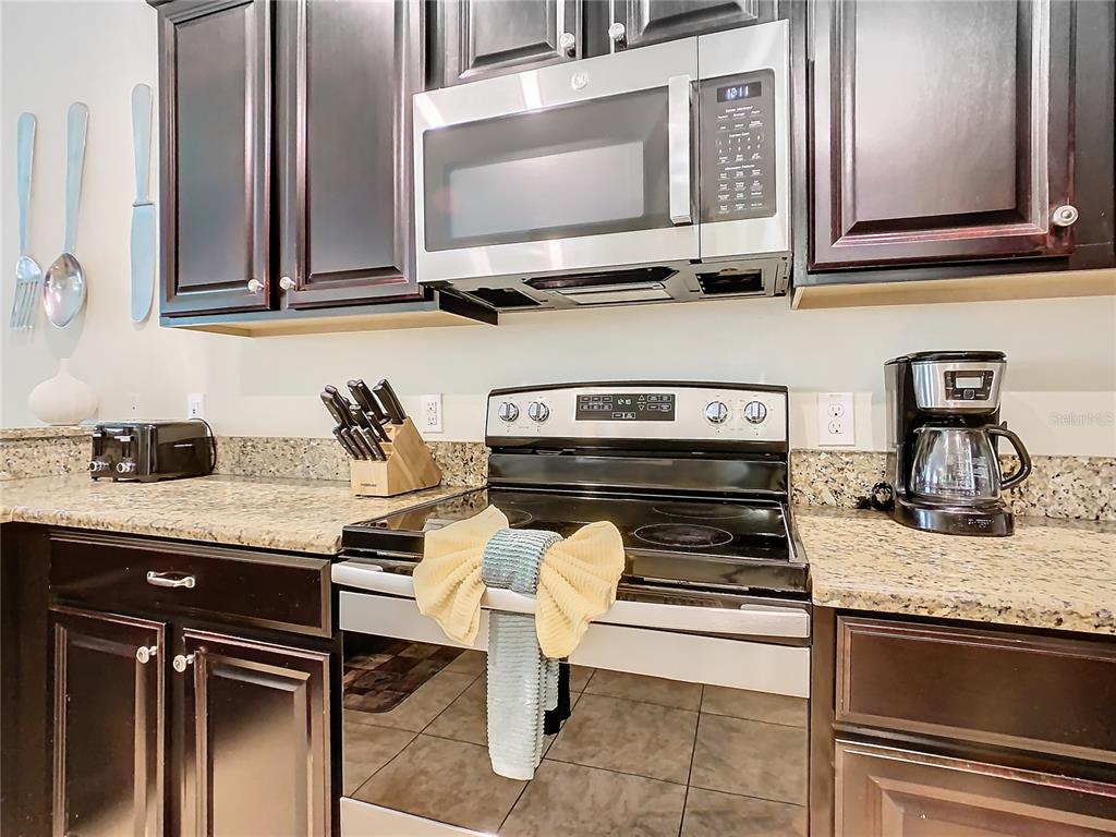 Davenport, Florida, 33896, United States, 8 Bedrooms Bedrooms, ,5 BathroomsBathrooms,Residential,For Sale,1827477