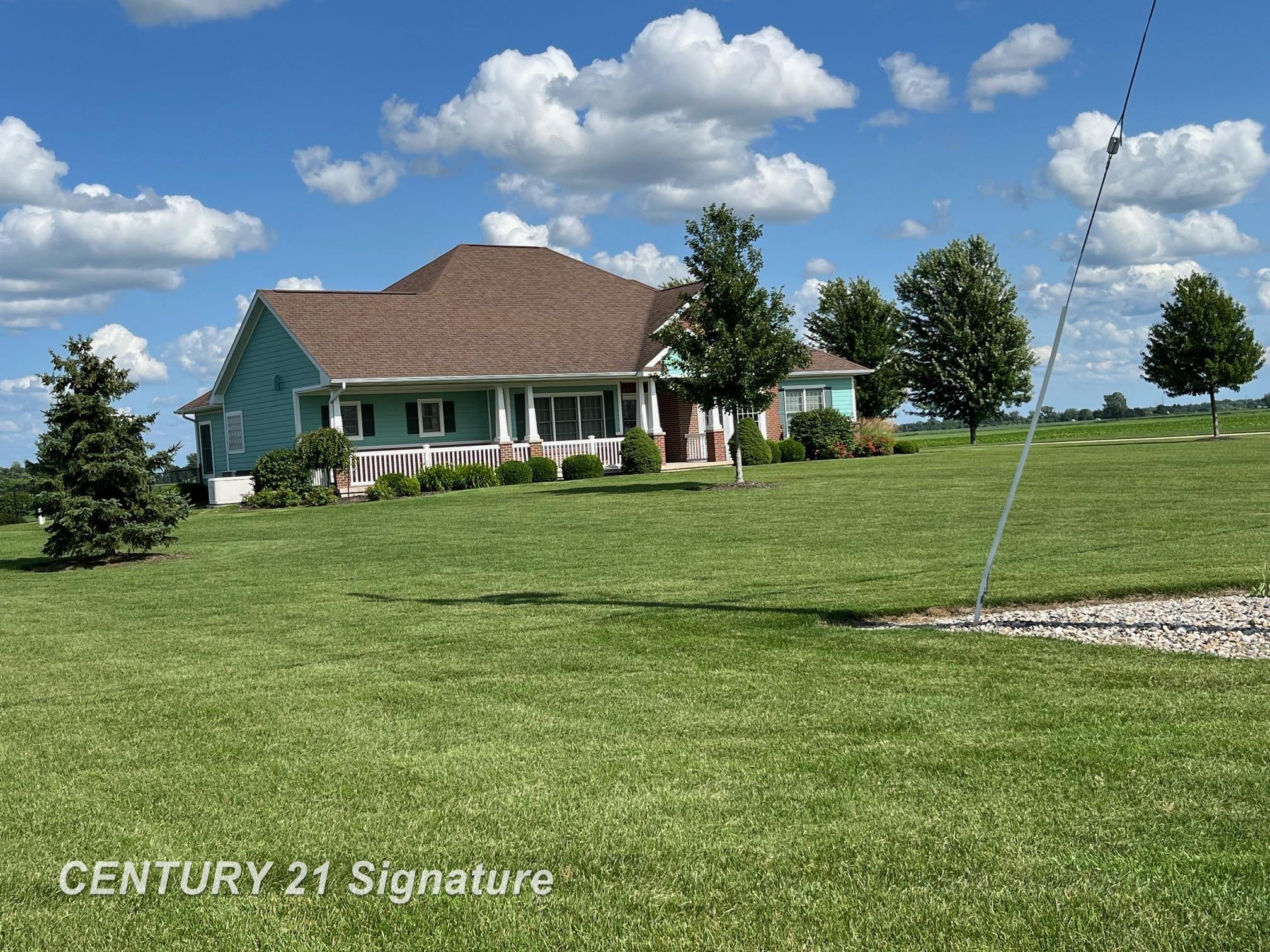 Freeland, Michigan, 48623, United States, 5 Bedrooms Bedrooms, ,4 BathroomsBathrooms,Residential,For Sale,1973671
