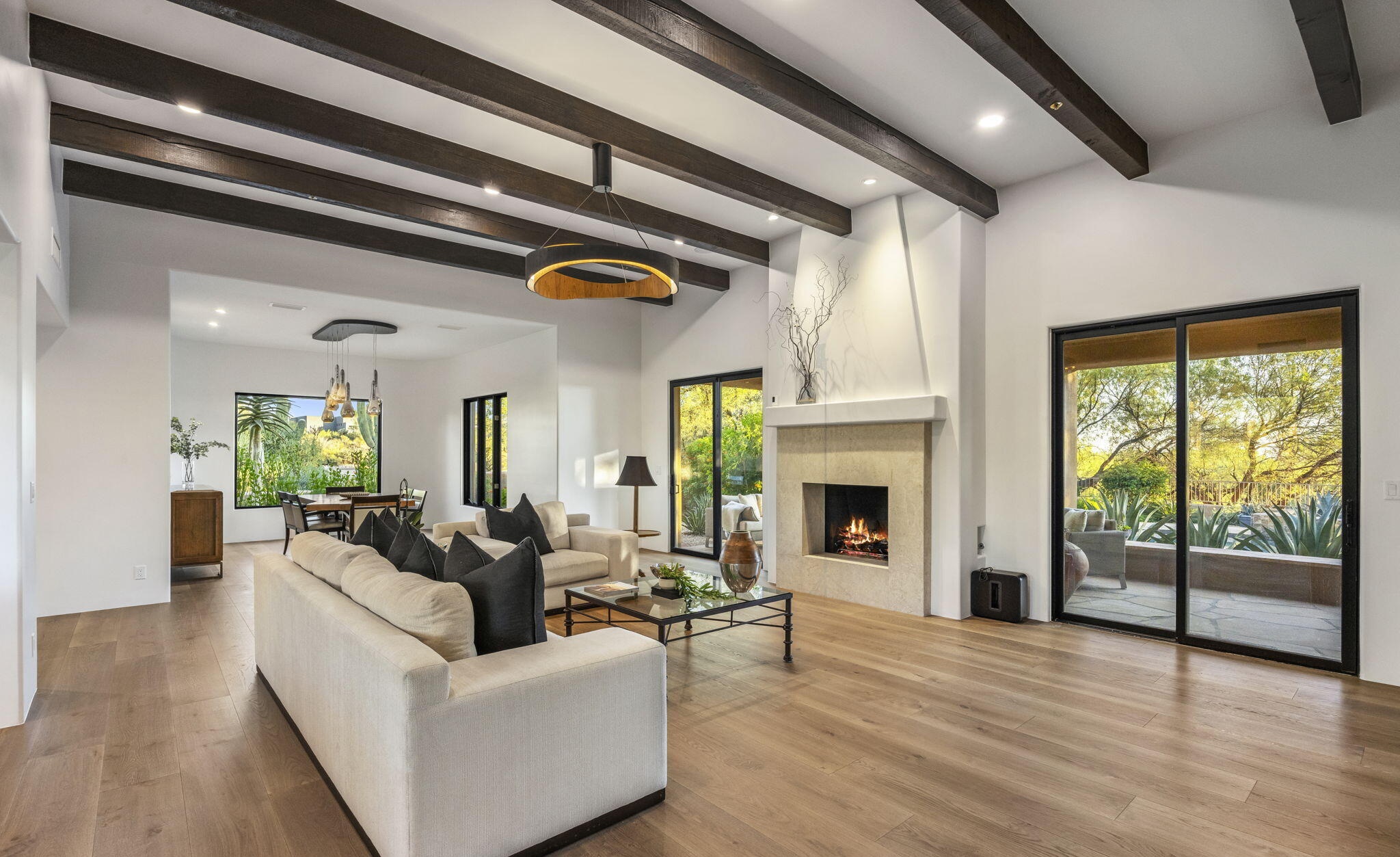 10046 E Hidden Valley Rd  Scottsdale, AZ - 物件實景