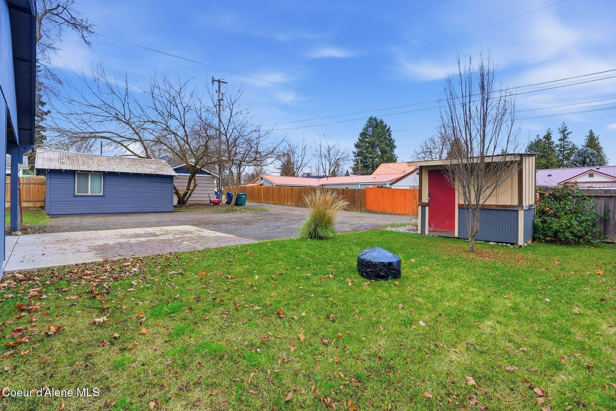 Coeur d'Alene, Idaho, 83814, United States, ,Residential,For Sale,2033062