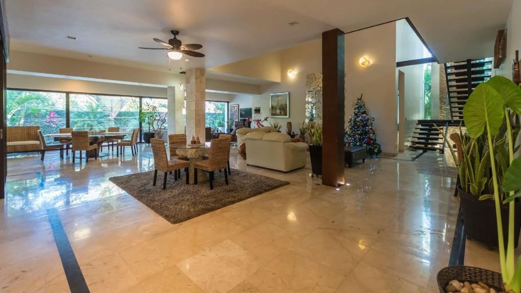 Carretera M?rida - progreso, Mérida, Yucatán, 97310, Mexico, 4 Bedrooms Bedrooms, ,6 BathroomsBathrooms,Residential,For Sale,Carretera M?rida - progreso,1444685