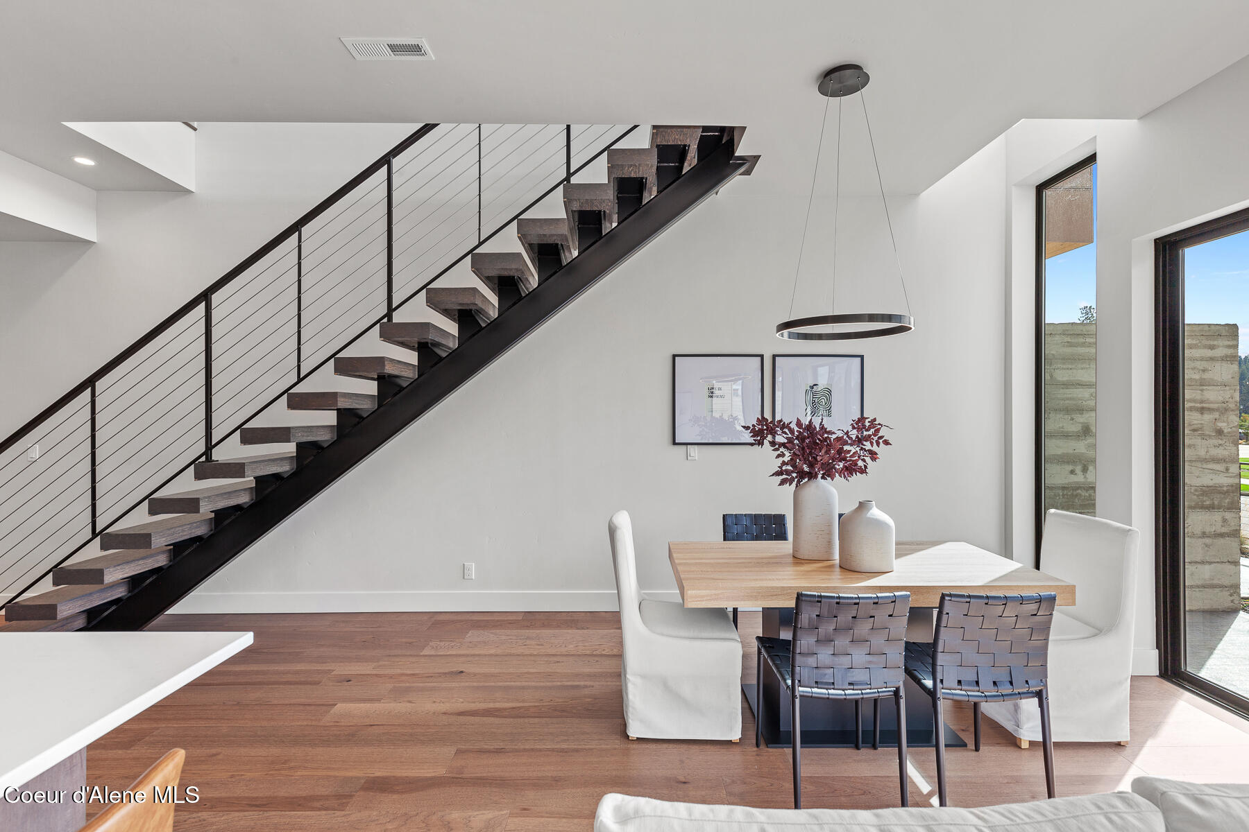 Coeur d'Alene, Idaho, 83815, United States, 2 Bedrooms Bedrooms, ,Residential,For Sale,1984255