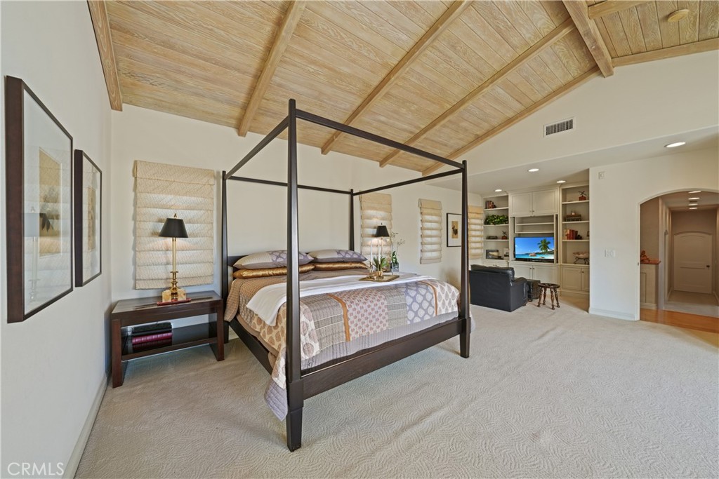 Huntington Beach, California, 92649, United States, 5 Bedrooms Bedrooms, ,5 BathroomsBathrooms,Residential,For Sale,1991081