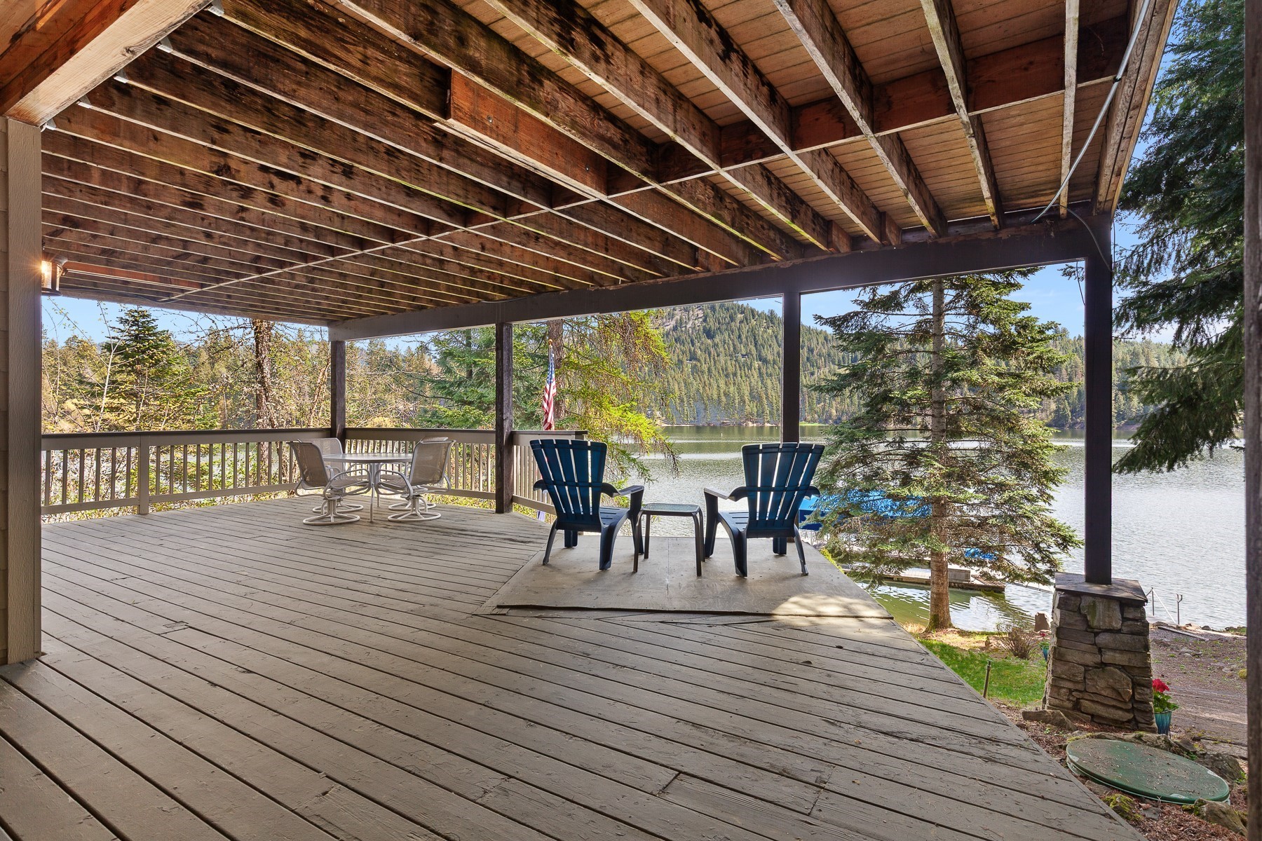  Hayden Lake Year Round Waterfront Living - 物件實景