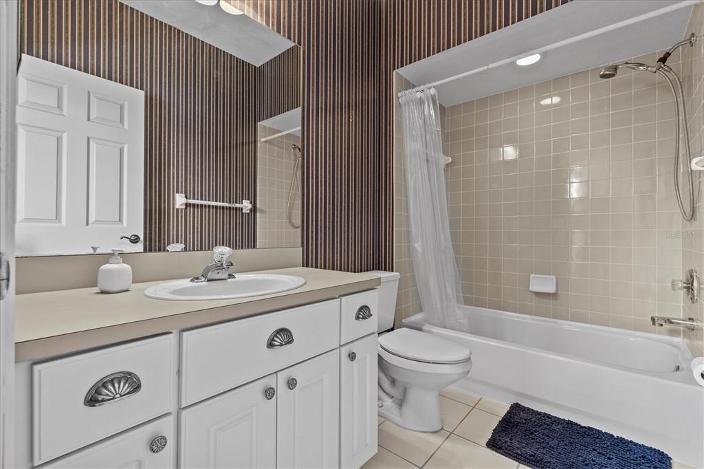 Tarpon Springs, Florida, 34689, United States, 3 Bedrooms Bedrooms, ,3 BathroomsBathrooms,Residential,For Sale,1947969