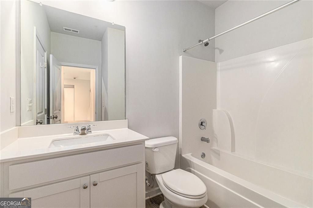 Dacula, Georgia, 30019, United States, 5 Bedrooms Bedrooms, ,4 BathroomsBathrooms,Residential,For Sale,1987186