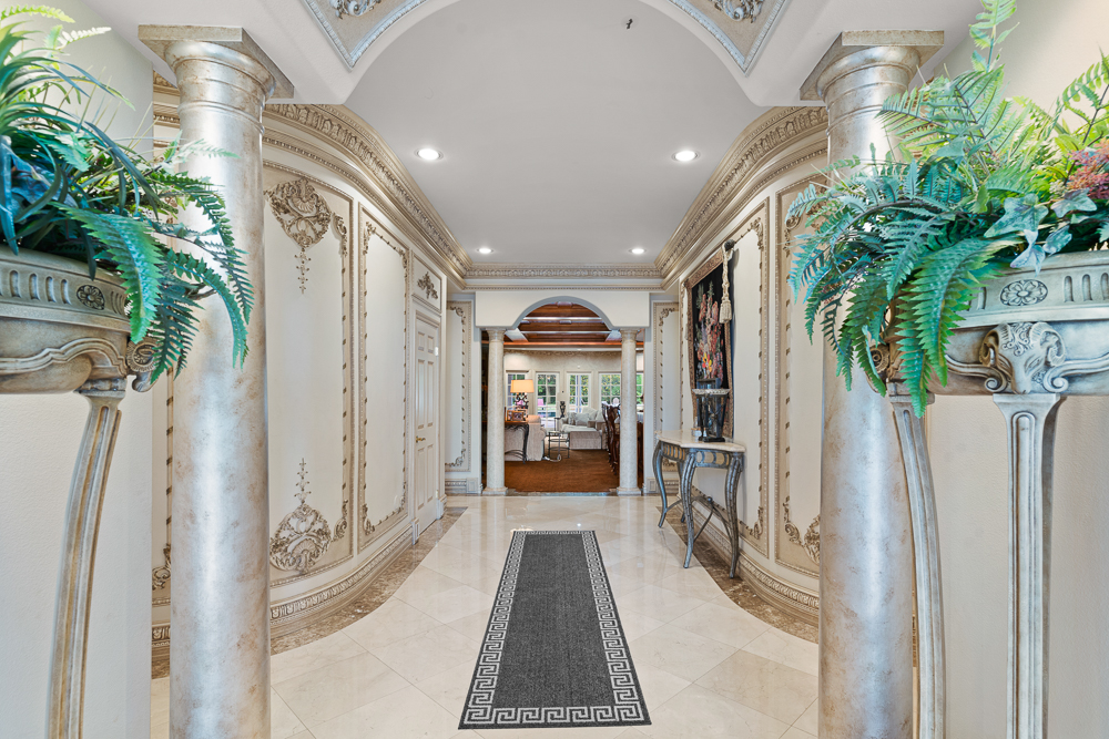 Whittier, California, 90605, United States, 9 Bedrooms Bedrooms, ,6 BathroomsBathrooms,Residential,For Sale,1994217