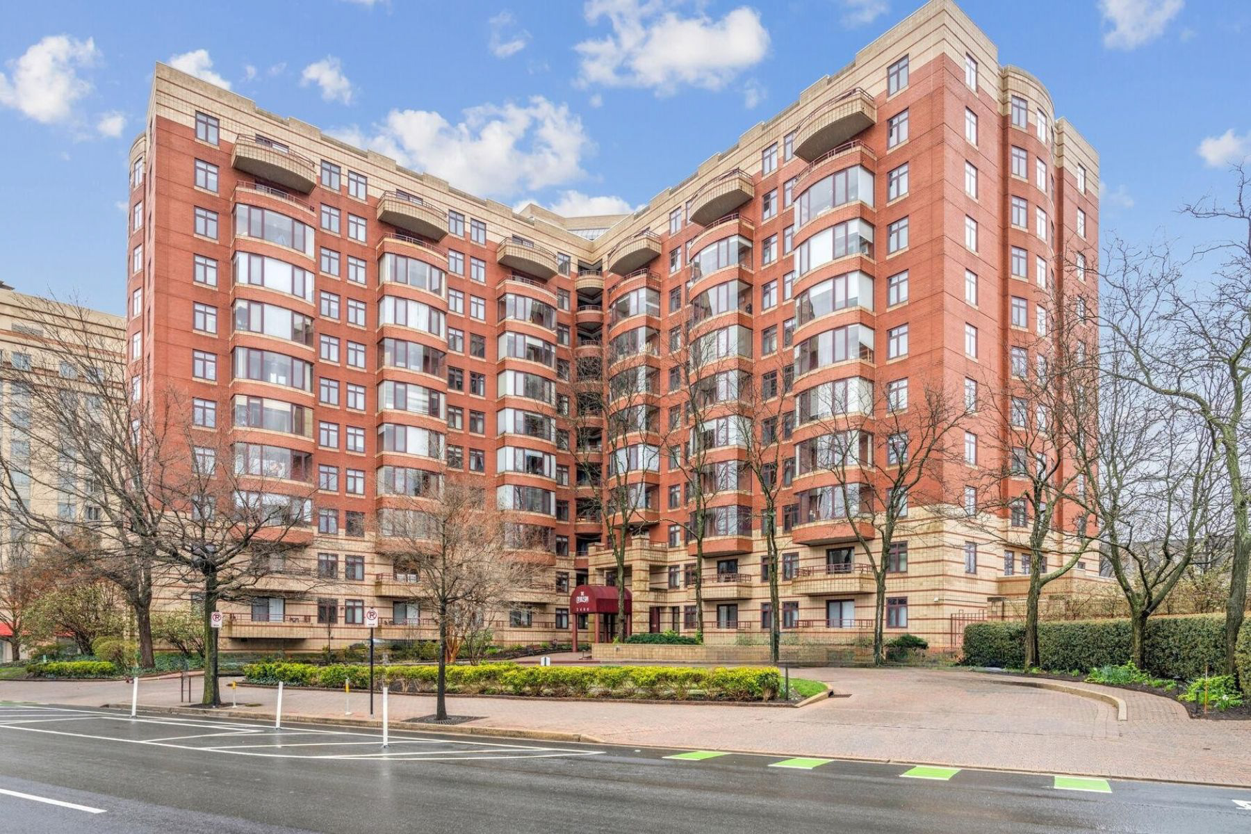 2400 Clarendon Boulevard,Arlington, VA, 22201