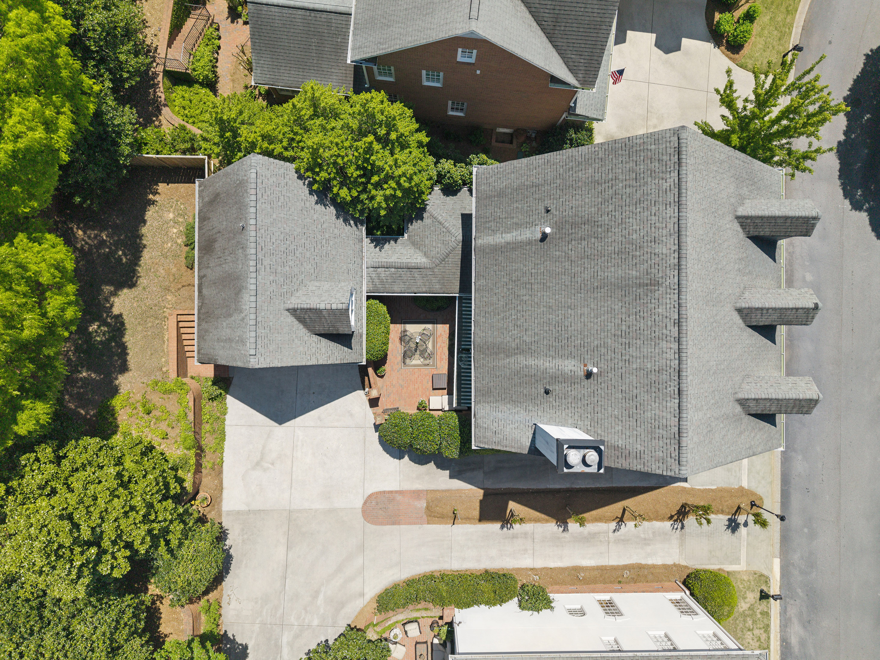  Traditional Cedar Shingle Beauty - 物件實景