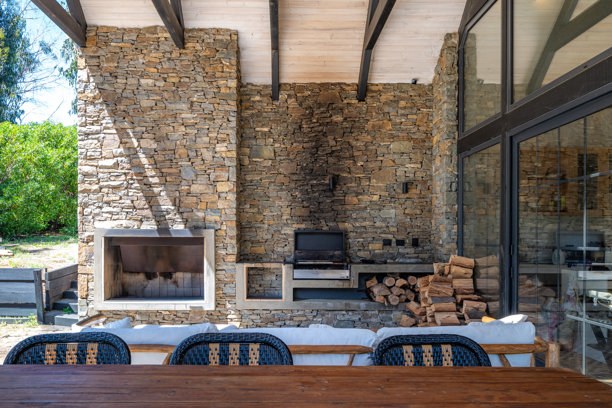  Barn-Style Home in Cachagua - 物件實景