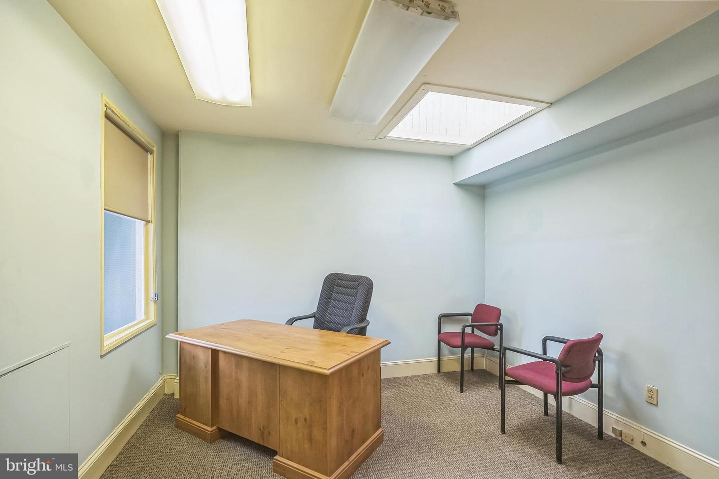 Philadelphia, Pennsylvania, 19103, United States, ,Residential,For Sale,1903580